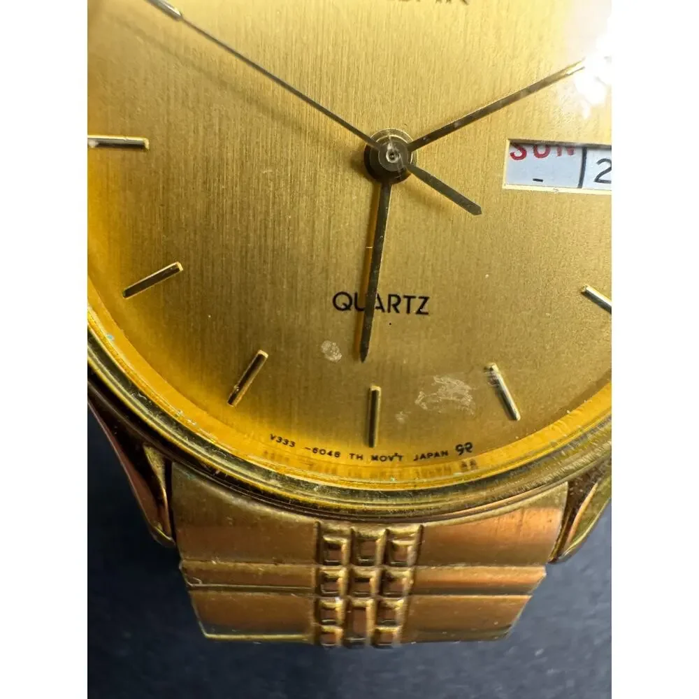 Vintage Pulsar V333-6030 Day Date Gold Tone Stainless Steel Stretch Band 30.5mm